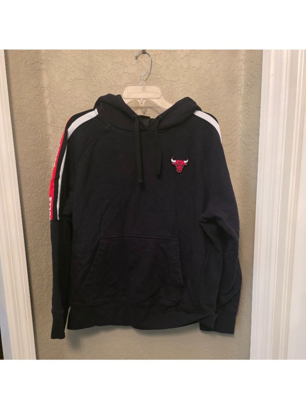 Nike NBA Chicago Bulls Courtside Pullover Black Hoodie L GUC AV0663-010